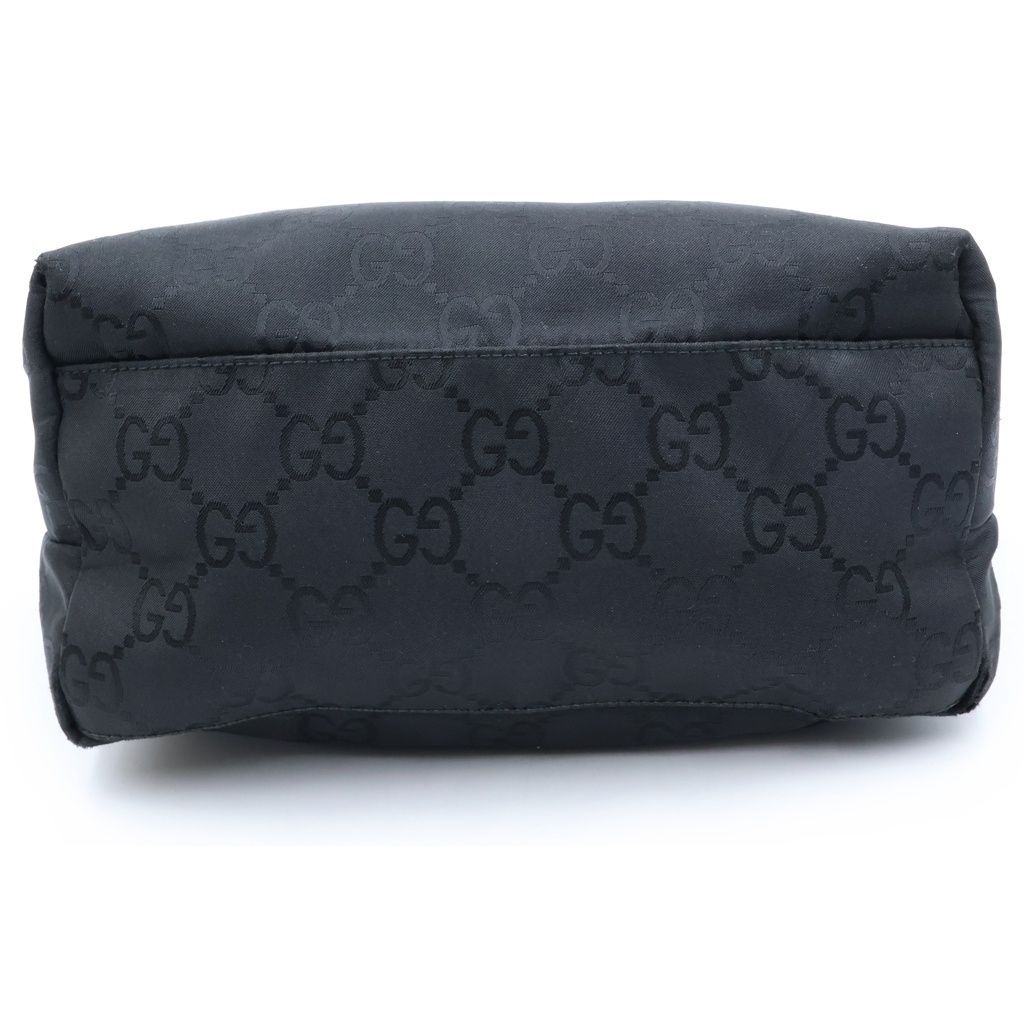Gucci GG Nylon Shoulder Bag Black — view 4