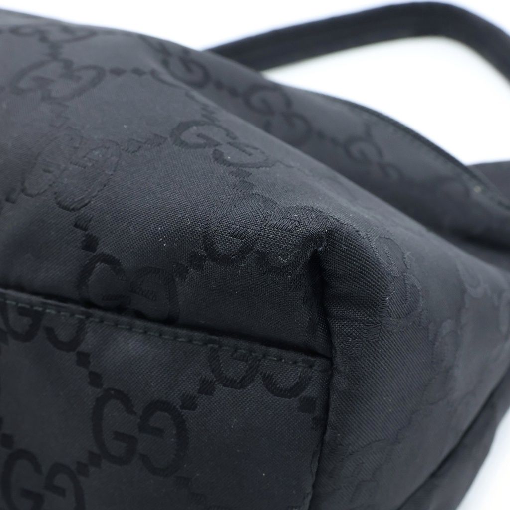 Gucci GG Nylon Shoulder Bag Black — view 5