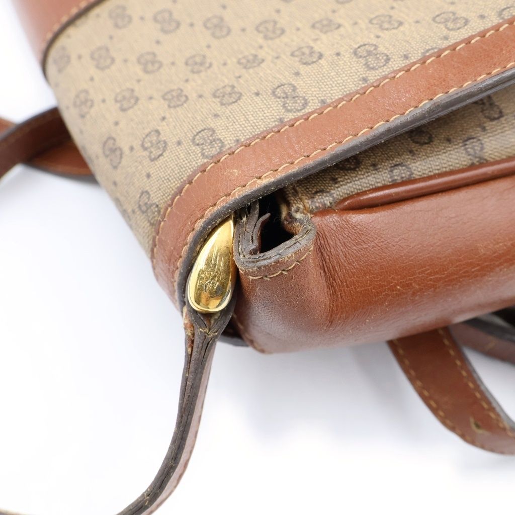 Gucci GG Canvas Shoulder Bag Brown — view 8