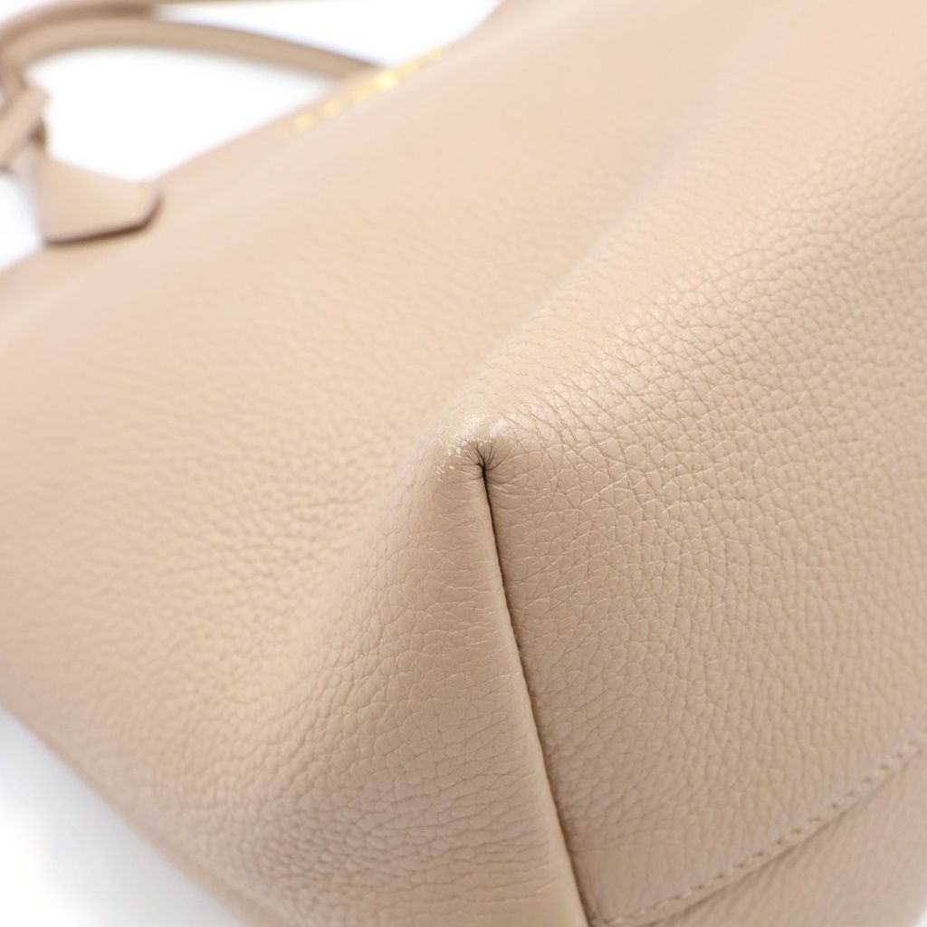 Prada Vitello Daino 2-Way Shoulder Bag Beige — view 6