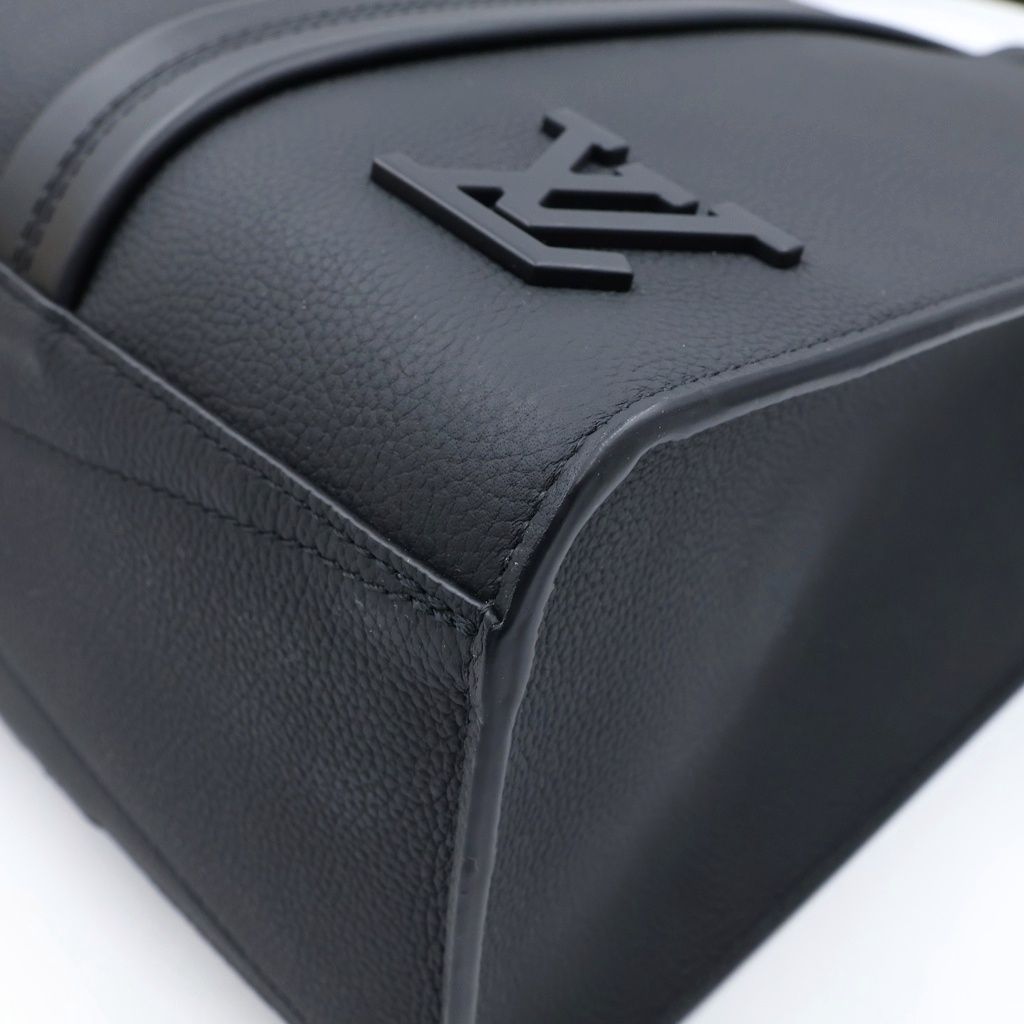 Louis Vuitton LV Aerogram Take Off Tote Calfskin Shoulder Bag Noir Black — view 5