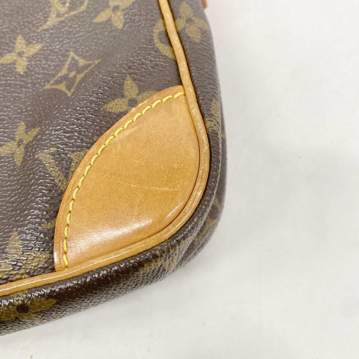 Louis Vuitton Shoulder Bag Monogram Danube Brown — view 8