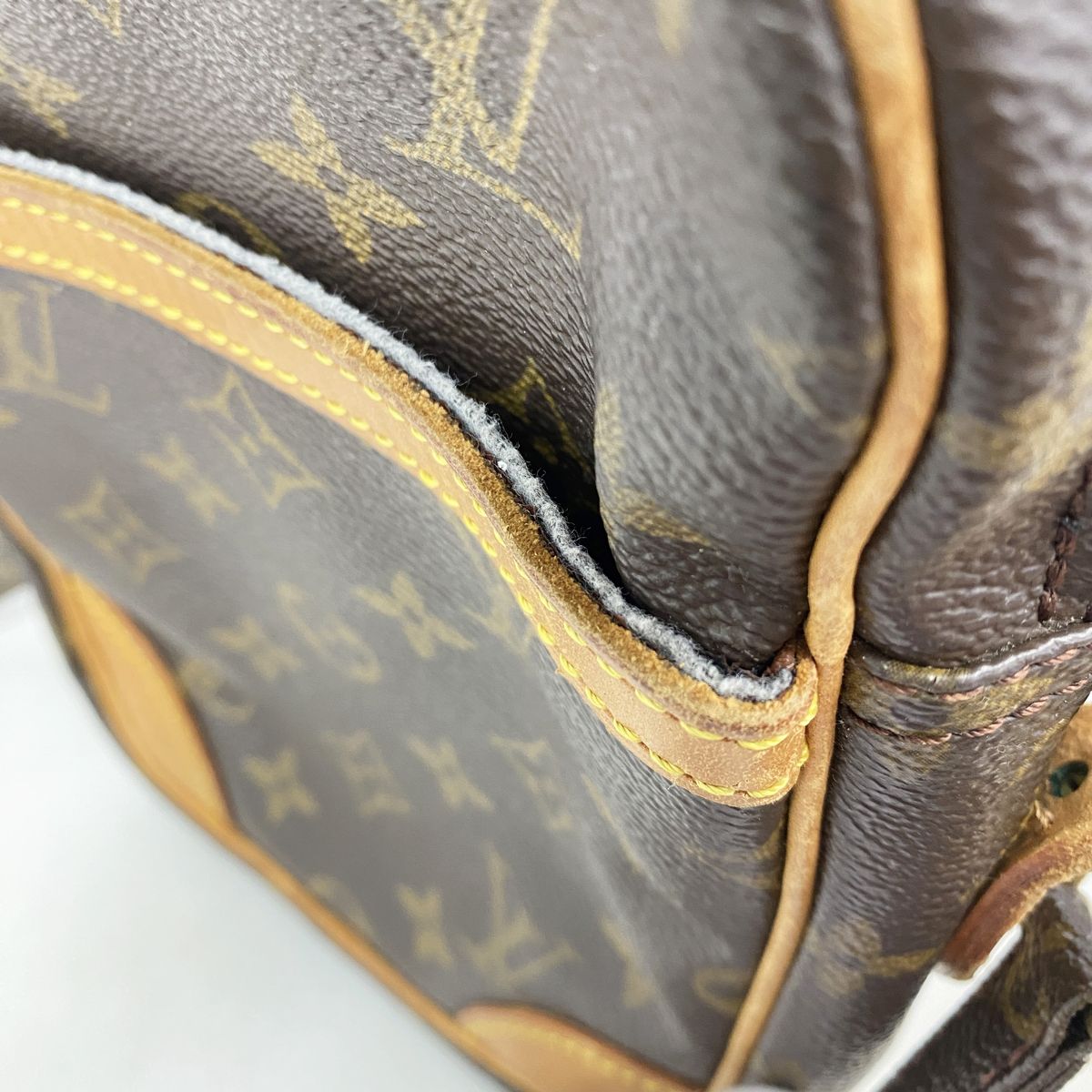 Louis Vuitton Shoulder Bag Monogram Danube Brown — view 7