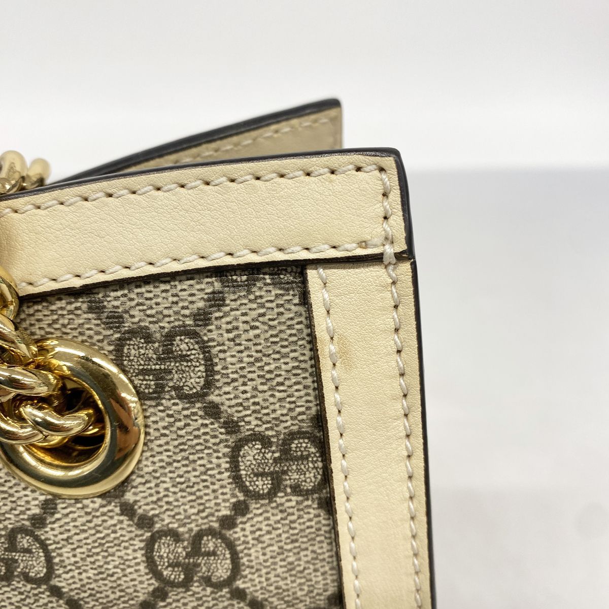 Gucci Tote Padlock GG Small Brown White Gold — view 6