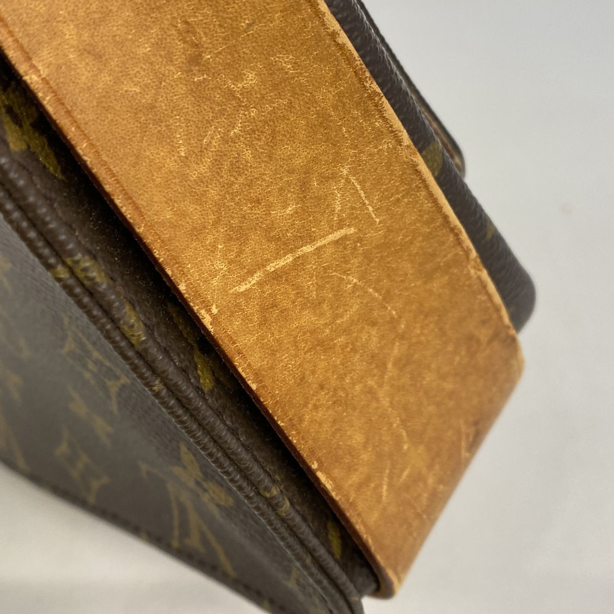 Louis Vuitton Shoulder Bag Monogram Cartouchiere GM Brown — view 7