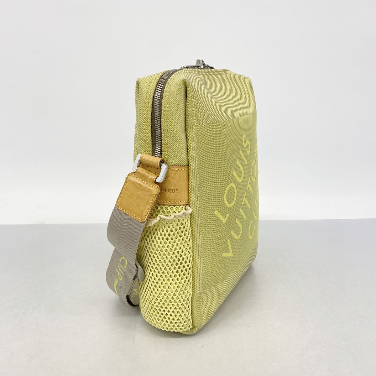 Louis Vuitton Shoulder Bag Damier Geant LV Cup Weatherly Yellow — view 2