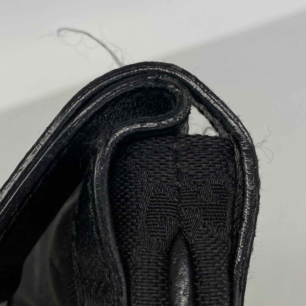 Gucci Shoulder Bag GG Canvas Black Silver — view 8