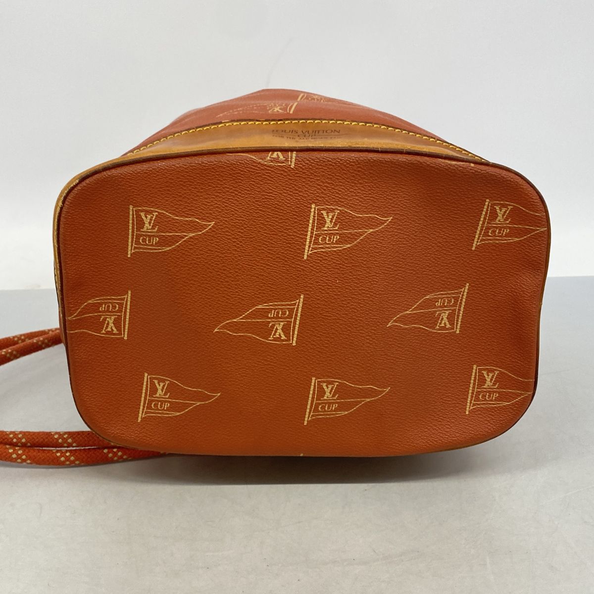 Louis Vuitton Shoulder Bag LV Cup Saint Tropez Abogany — view 3
