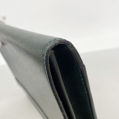 Louis Vuitton Clutch Taiga Volga Epi Sear — view 6
