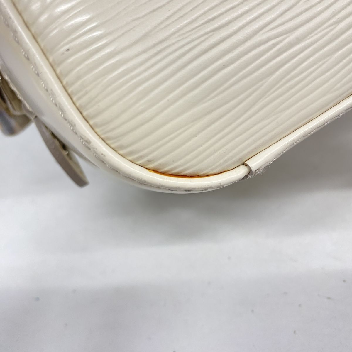Louis Vuitton Handbag Epi Jasmine Ivoire — view 7