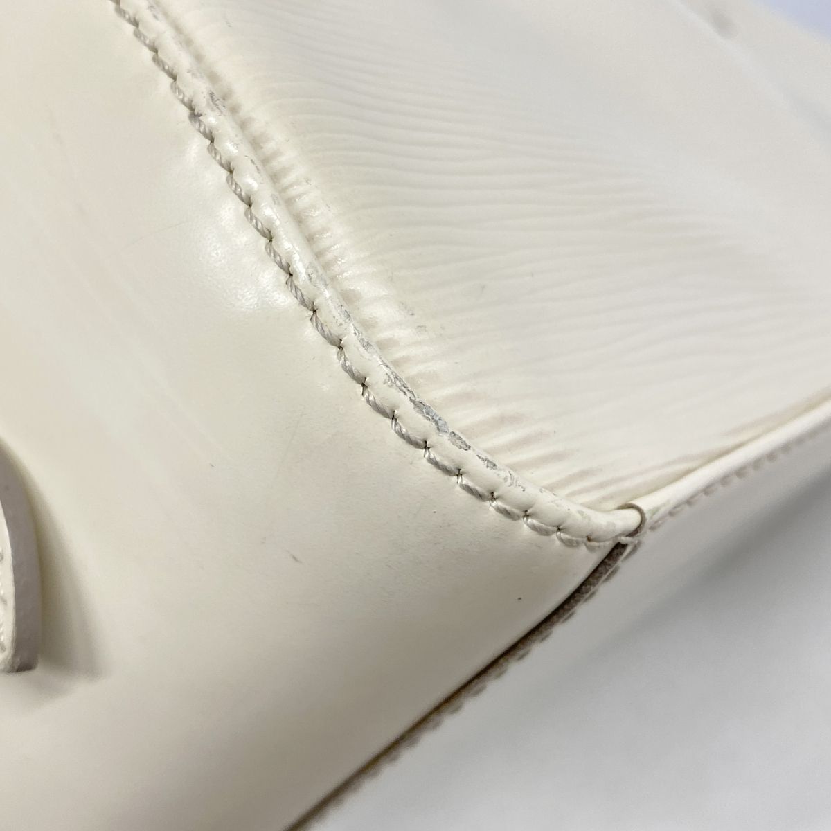 Louis Vuitton Handbag Epi Jasmine Ivoire — view 6