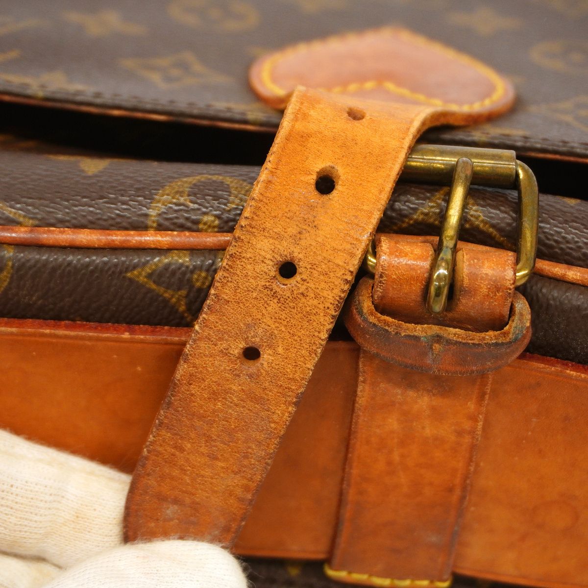 Louis Vuitton Shoulder Bag Monogram Cartouchiere MM Brown — view 8