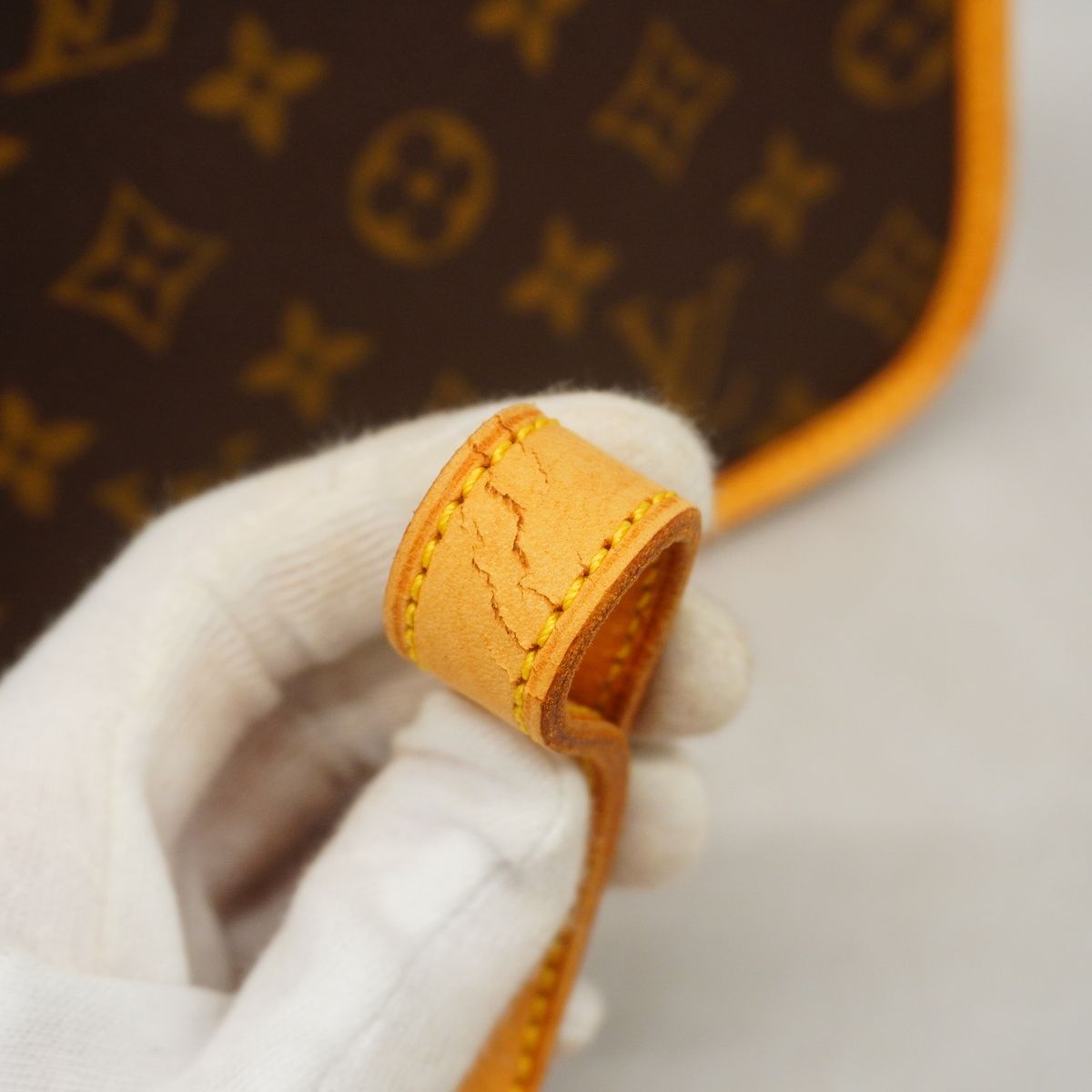 Louis Vuitton Shoulder Bag Monogram Solonge Brown — view 7