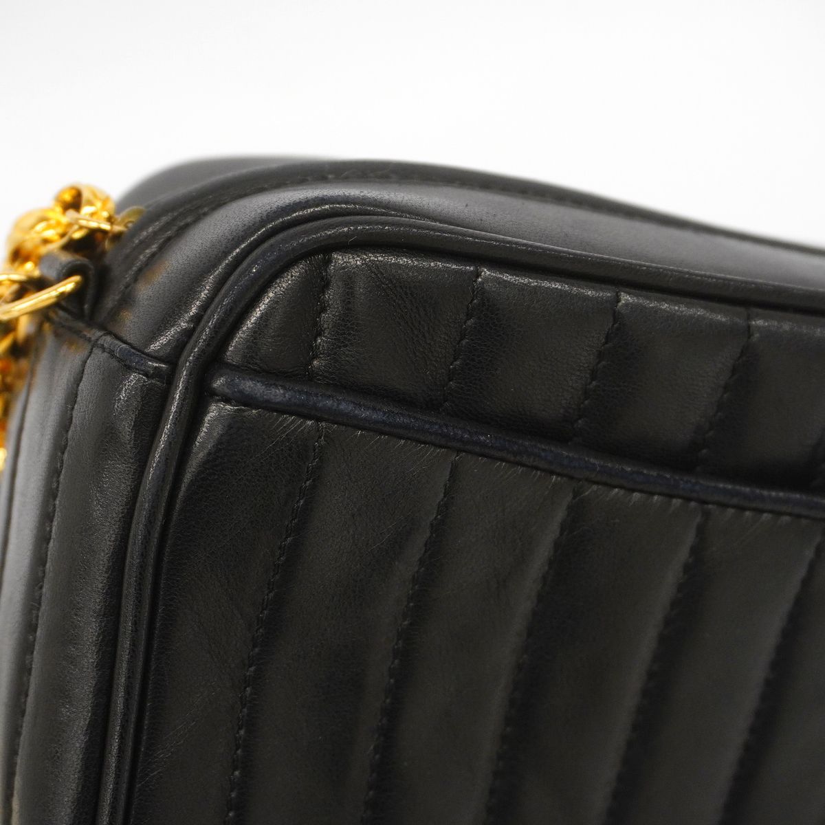 Chanel Shoulder Bag Mademoiselle Lambskin Black Gold — view 7