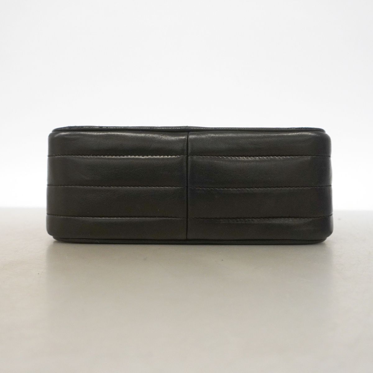 Chanel Shoulder Bag Mademoiselle Lambskin Black Gold — view 3