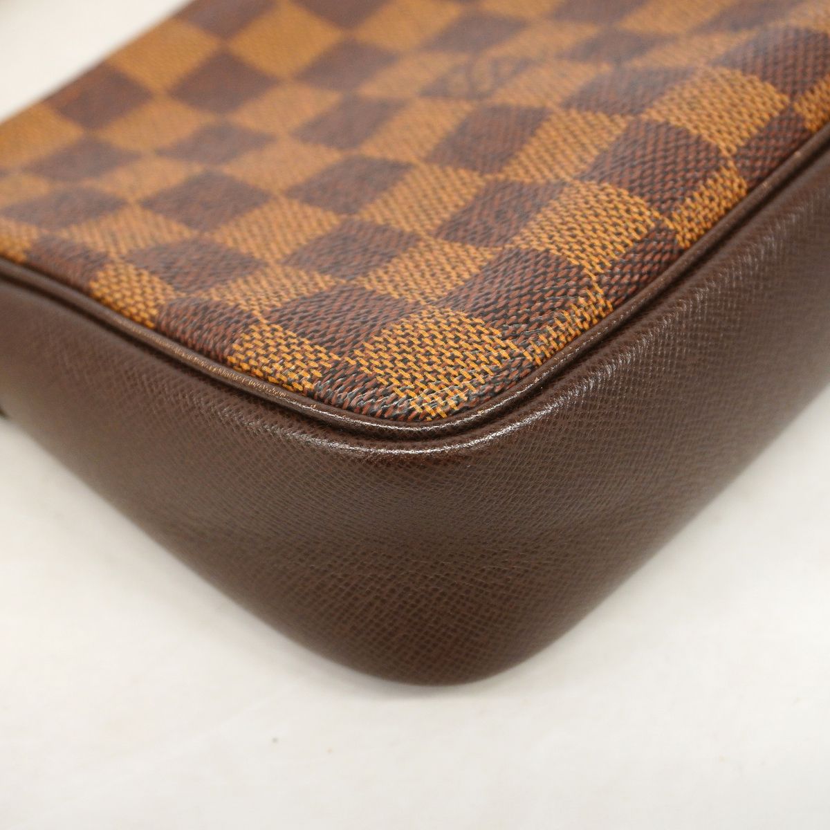 Louis Vuitton Pouch Damier Trousse Makeup Ebene — view 6