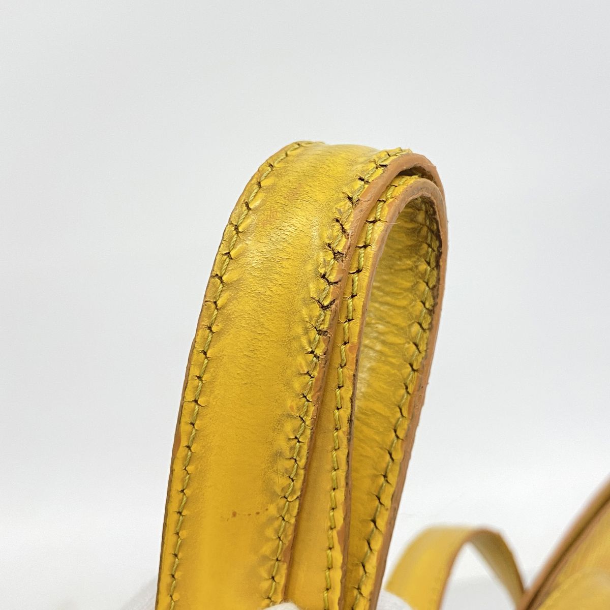 Louis Vuitton Shoulder Bag Epi Saint Jacques Shopping Jaune — view 8