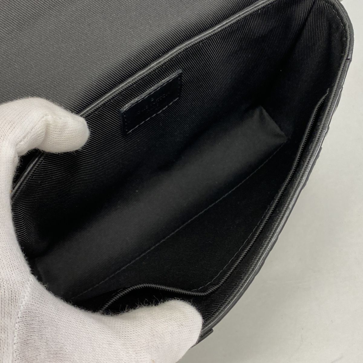 Louis Vuitton Belt Bag Monogram Seal Trunk Black — view 4