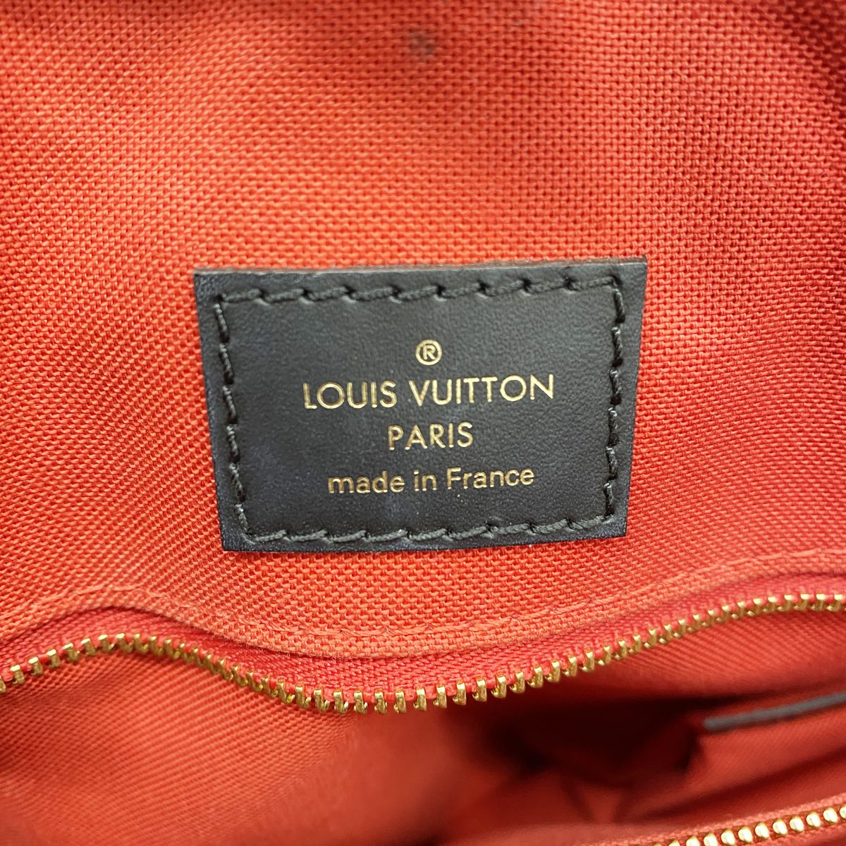 Louis Vuitton Tote Monogram Giant Reverse on the Go GM Brown 2-Way — view 5