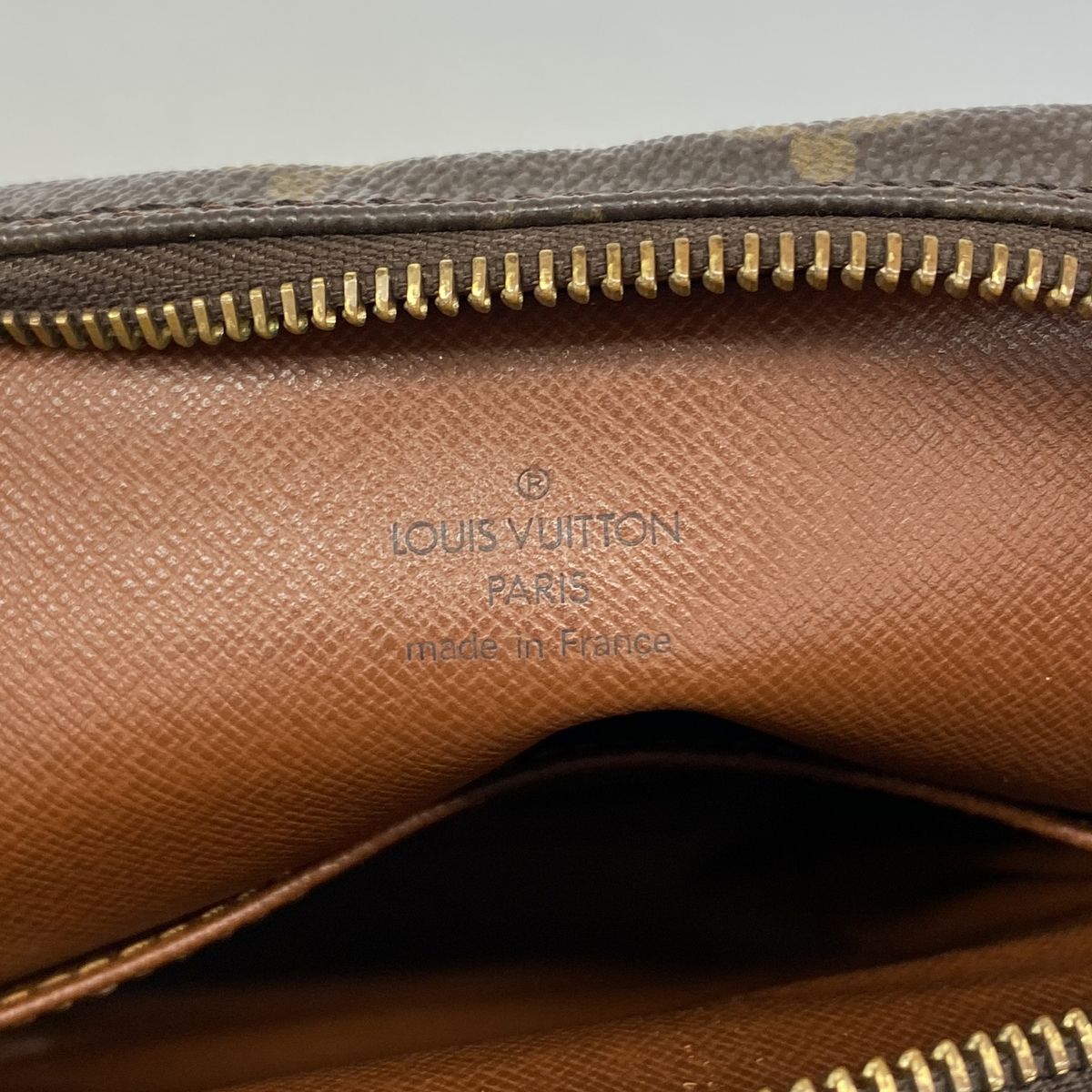 Louis Vuitton Shoulder Bag Monogram Amazon Brown — view 5