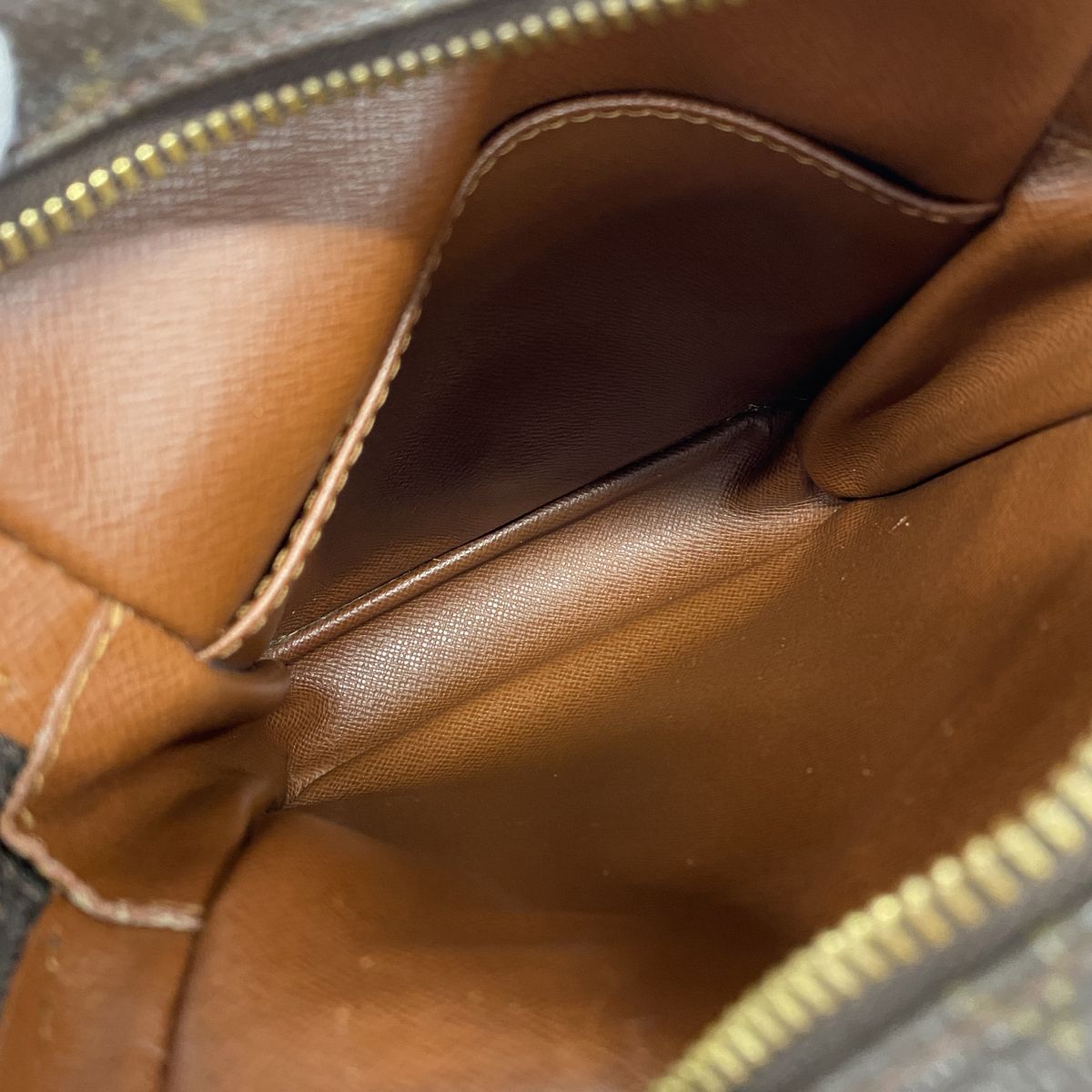 Louis Vuitton Shoulder Bag Monogram Amazon Brown — view 4