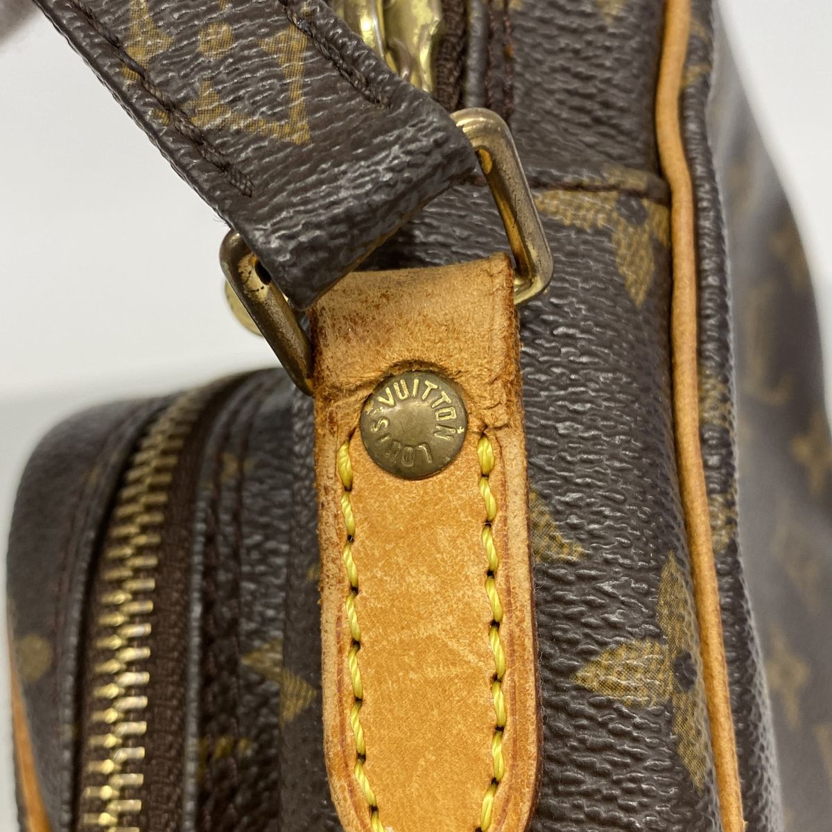 Louis Vuitton Shoulder Bag Monogram Amazon Brown — view 6