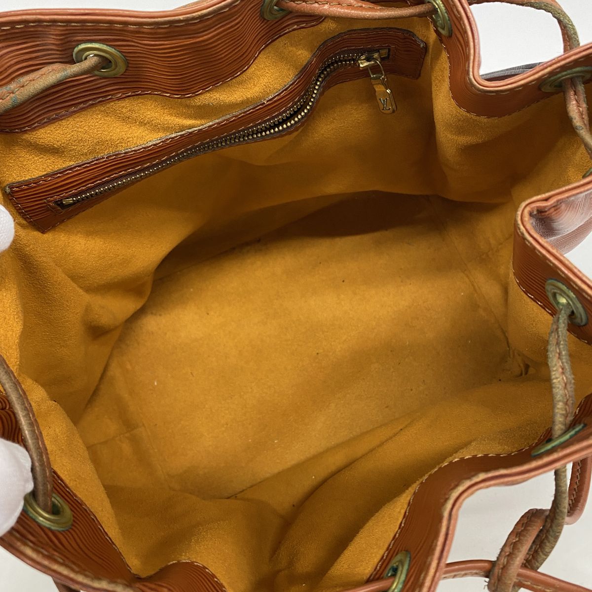 Louis Vuitton Shoulder Bag Epi Petit Noe Kenya Brown — view 4