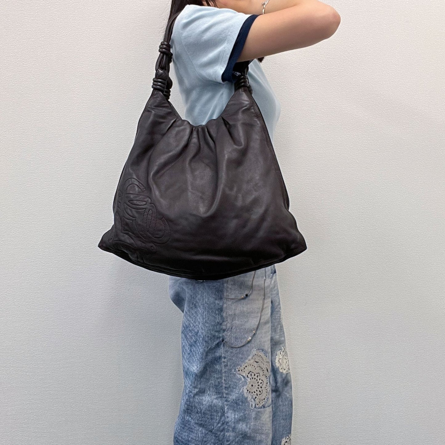 Loewe Anagram Knot Handle Shoulder Bag Leather Dark Brown Vintage — view 2