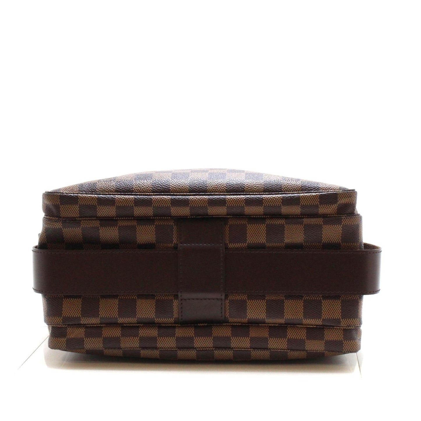 Louis Vuitton Naviglio Shoulder Bag Damier Canvas — view 4