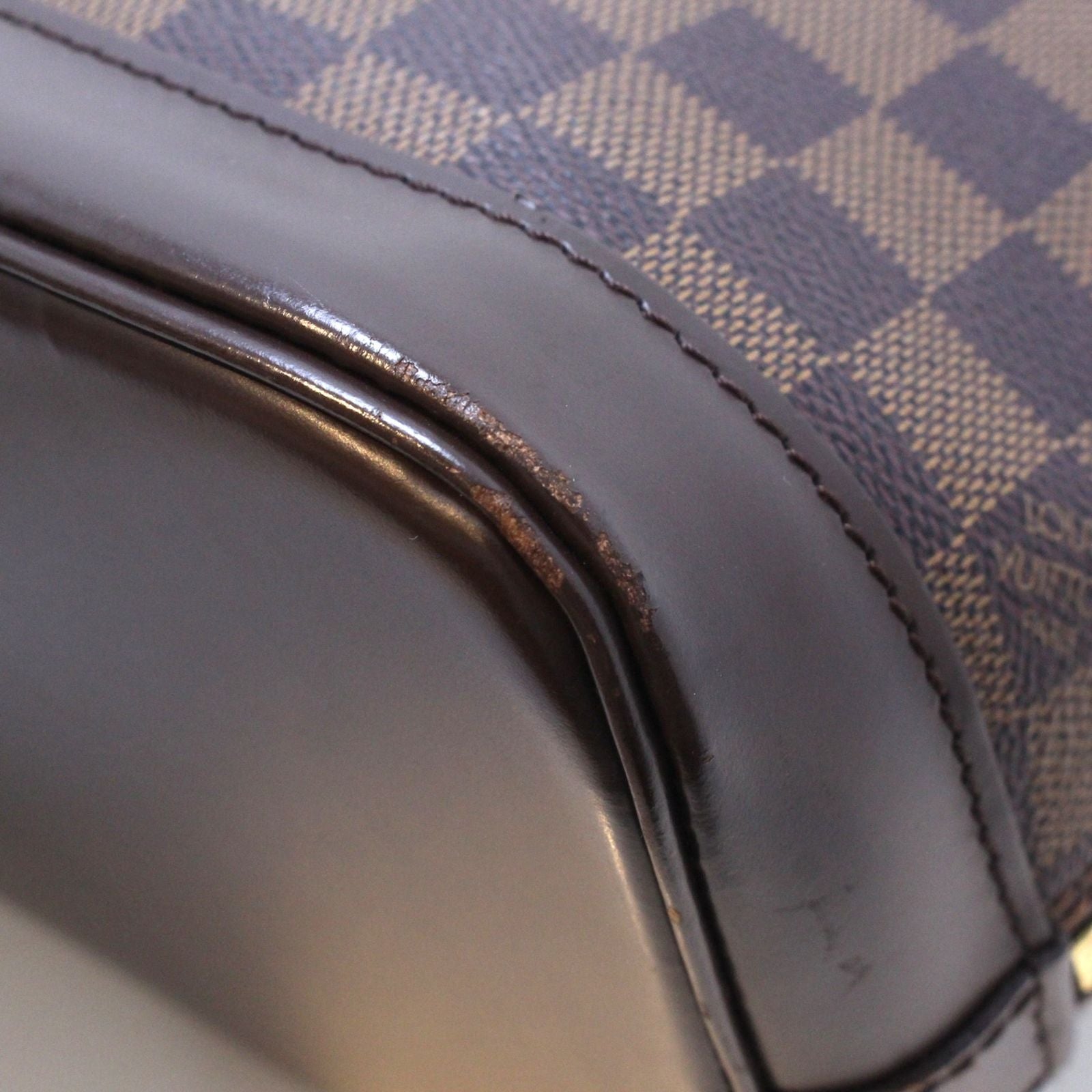 Louis Vuitton Alma Handbag Damier Canvas — view 6