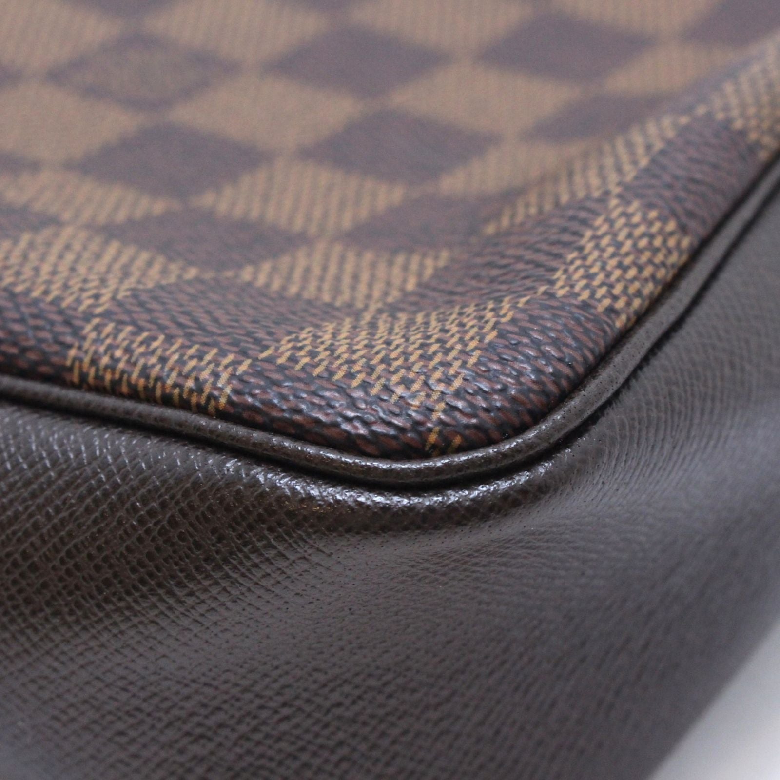 Louis Vuitton Trousse Makeup Pouch Damier — view 5