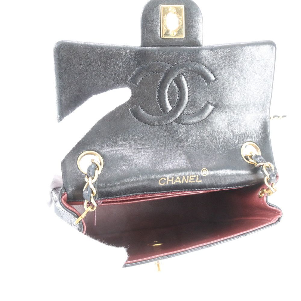 Chanel Quilted Chain Leather Shoulder Bag Crossbody Black — view 7
