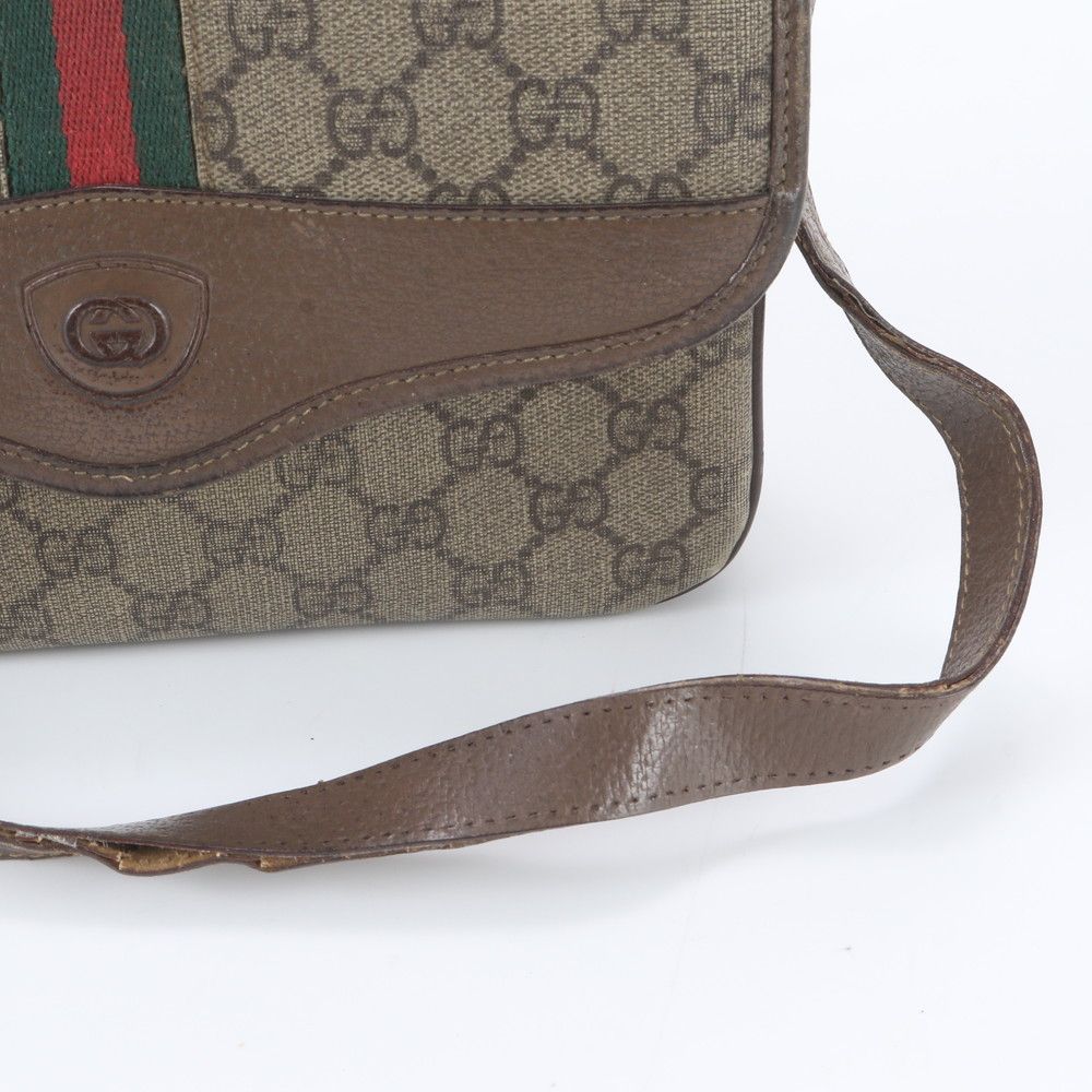 Gucci Vintage GG Supreme Sherry Line Leather Shoulder Bag — view 2