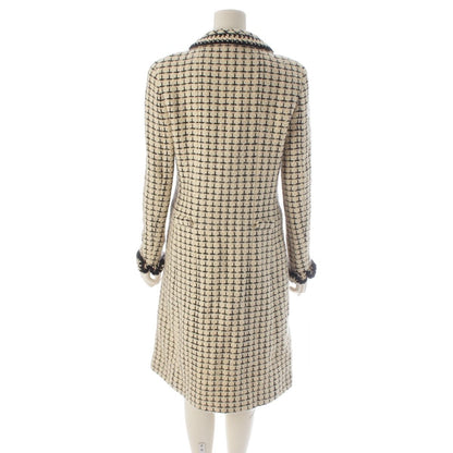 Chanel 00A Wool CC Logo Button Tweed Coat White Black 38 — view 4