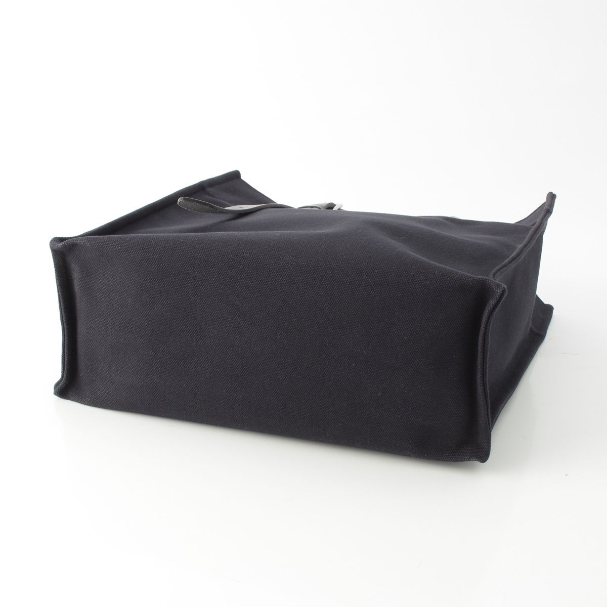 Hermes Etriviere 41 Wargoing Canvas Tadelakt Tote Black — view 5