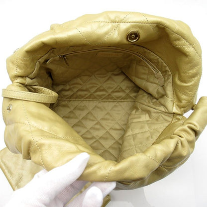 Chanel 22 Small Handbag Calfskin Beige — view 6