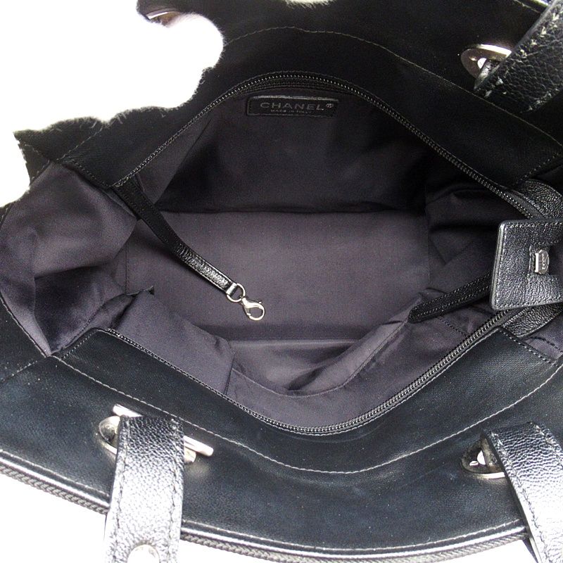Chanel Paris Biarritz Tote PM Leather Black — view 7