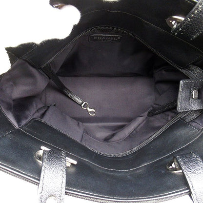 Chanel Paris Biarritz Tote PM Leather Black — view 7