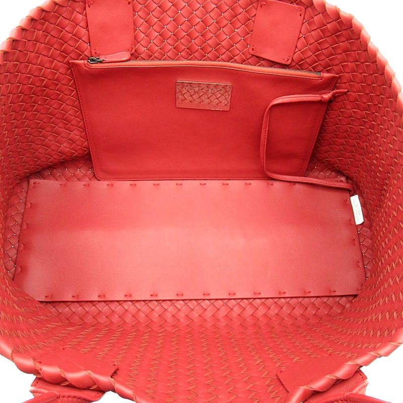Bottega Veneta Cabas MM Intrecciato Tote — view 7
