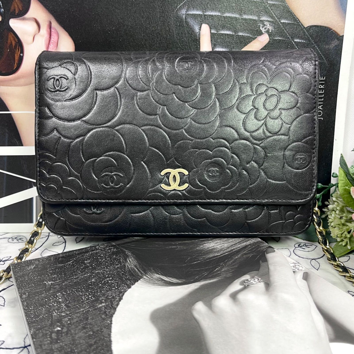 Chanel Chain Wallet Camellia Black Shoulder Bag — view 2