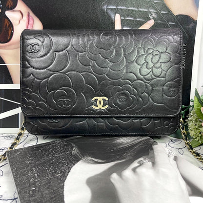 Chanel Chain Wallet Camellia Black Shoulder Bag — view 2