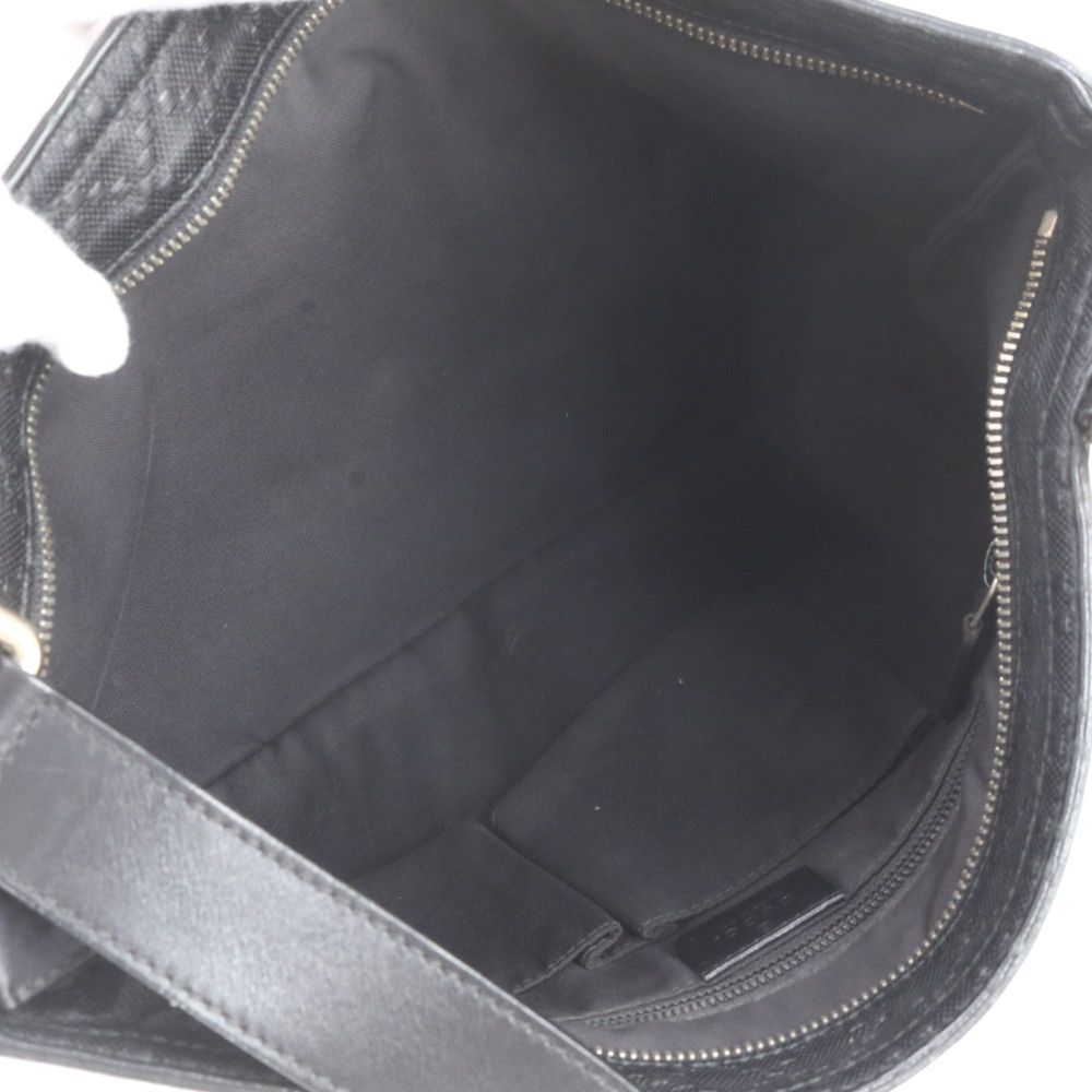 Gucci Diamante Leather Shoulder Bag Crossbody Messenger Business — view 7