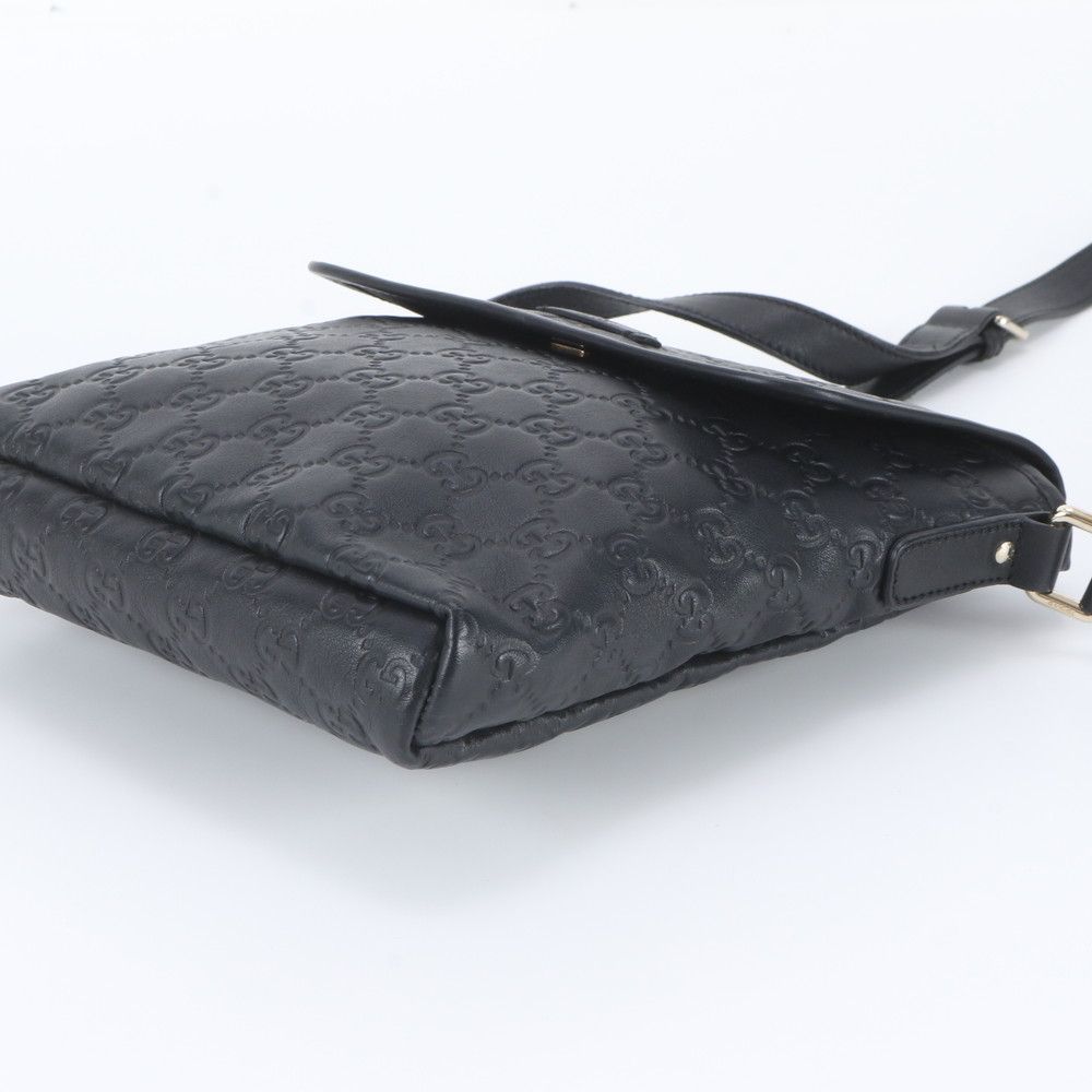 Gucci Guccissima Leather Shoulder Bag Crossbody Messenger Business — view 4