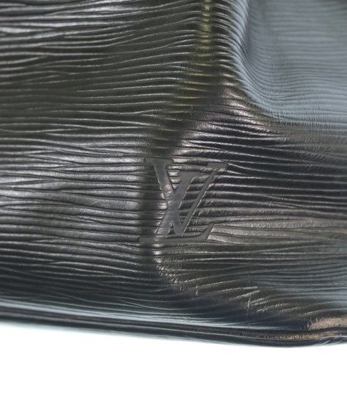 Louis Vuitton Shoulder Bag — view 5