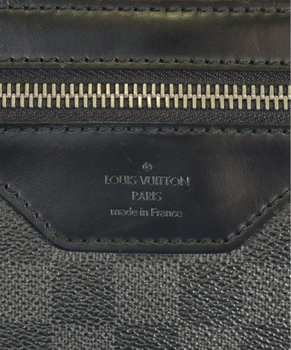Louis Vuitton Messenger Bag — view 5