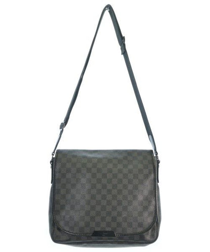 Louis Vuitton Messenger Bag — view 3