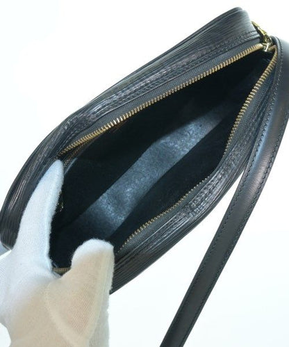 Louis Vuitton Shoulder Bag — view 4