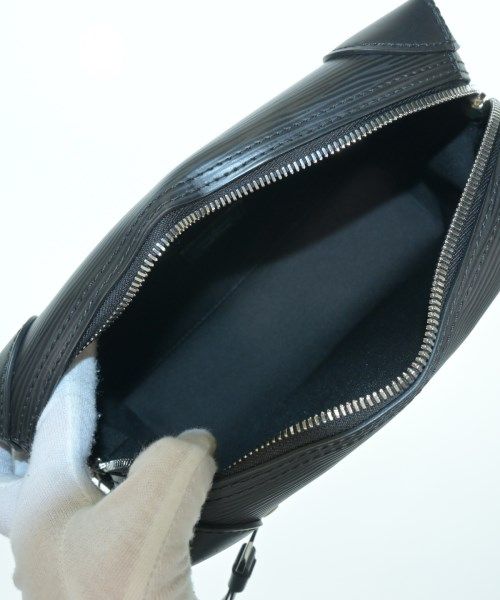 Louis Vuitton Shoulder Bag — view 4
