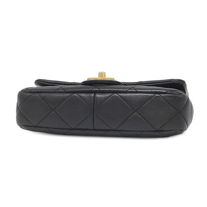 Chanel Shoulder Bag Quilted Chain Leather Black Vintage CC Logo — view 3