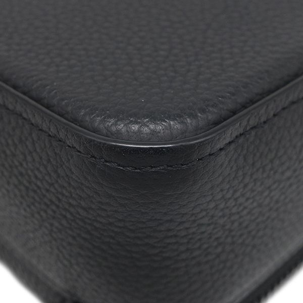 Louis Vuitton Shoulder Bag Alpha Wearable Wallet Leather Grain Calf Noir Black — view 4